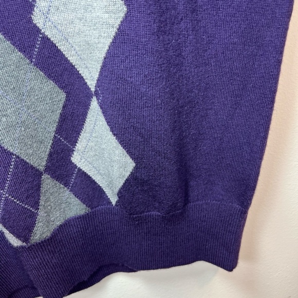 Banana Republic Men's Extra Fine Merino Wool Argyle Sweater Purple V-Neck Large - Picture 10 of 13